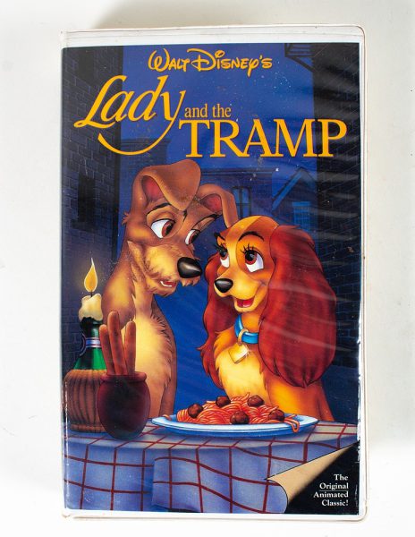 Walt Disney´s Lady and the TRAMP VHS - Kuva 1