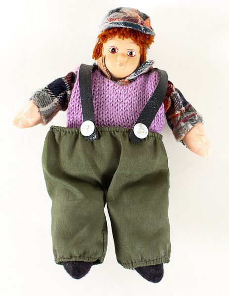 Pieni poika-nukke - Kuva 1