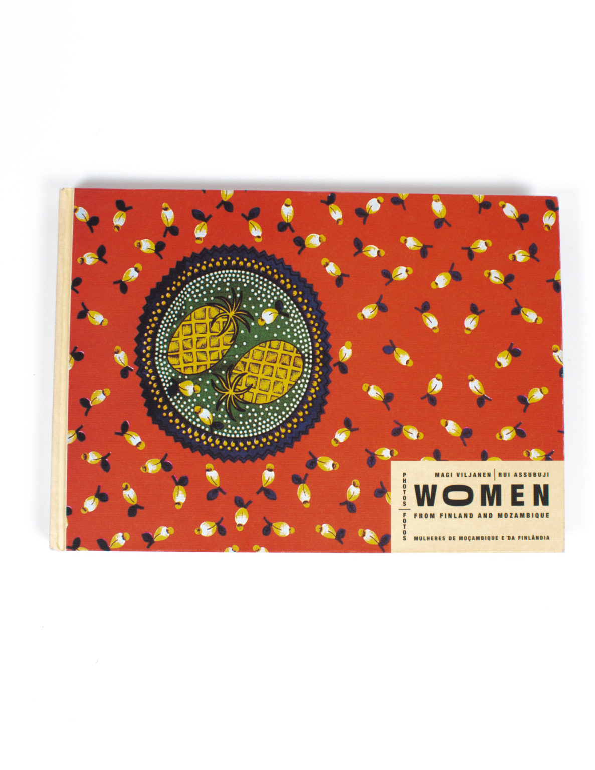 Women from Finland and Mozambique - Magi Viljanen, Rui Assubuji