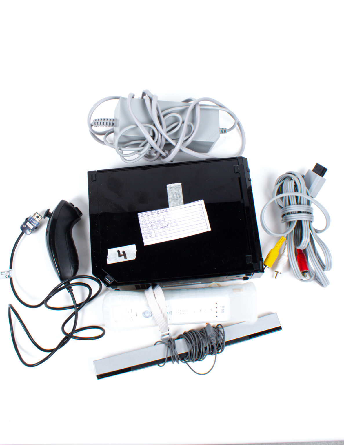 Nintendo Wii (musta) pelikonsoli + ohjain ja nunchaku - Image 4