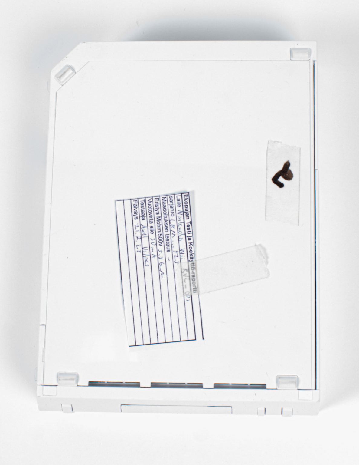 Nintendo Wii (valkoinen) pelikonsoli + ohjain ja nunchaku - Image 3