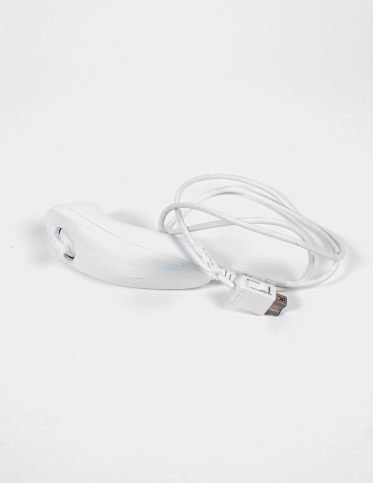 Nintendo Wii (valkoinen) pelikonsoli + ohjain ja nunchaku - Image 7