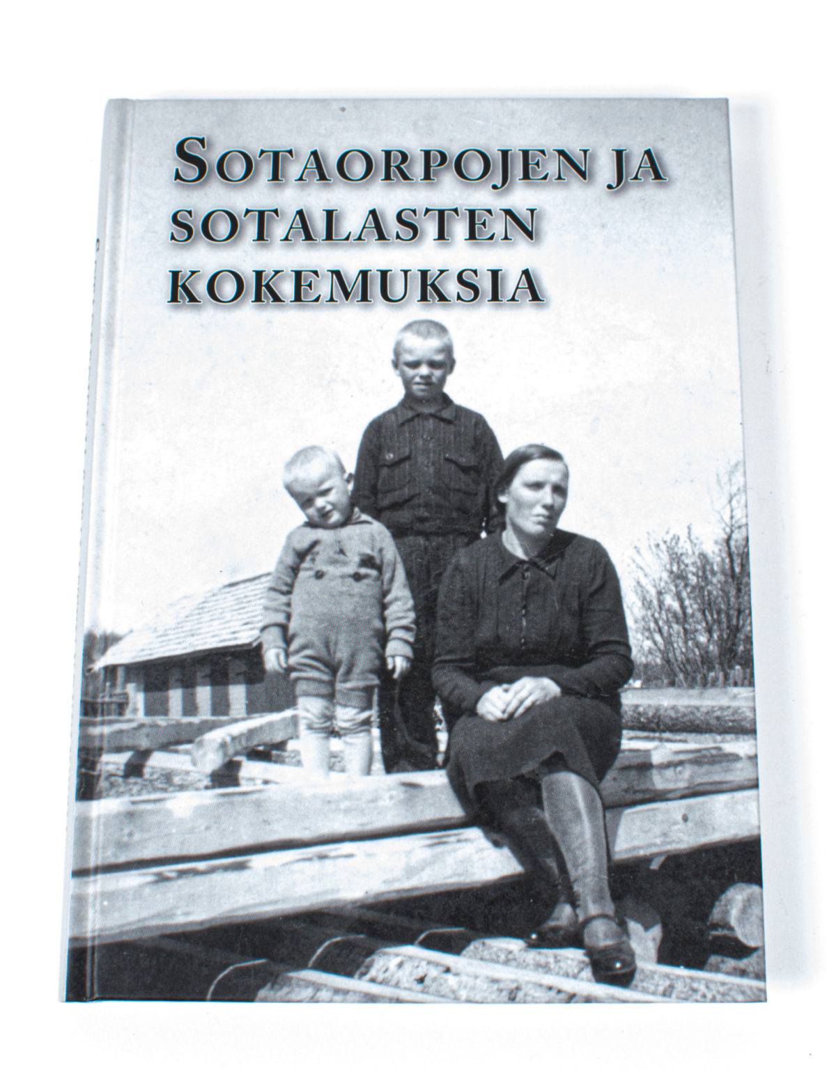 Sotaorpojen ja sotalasten kokemuksia - Leila K. Tuominen