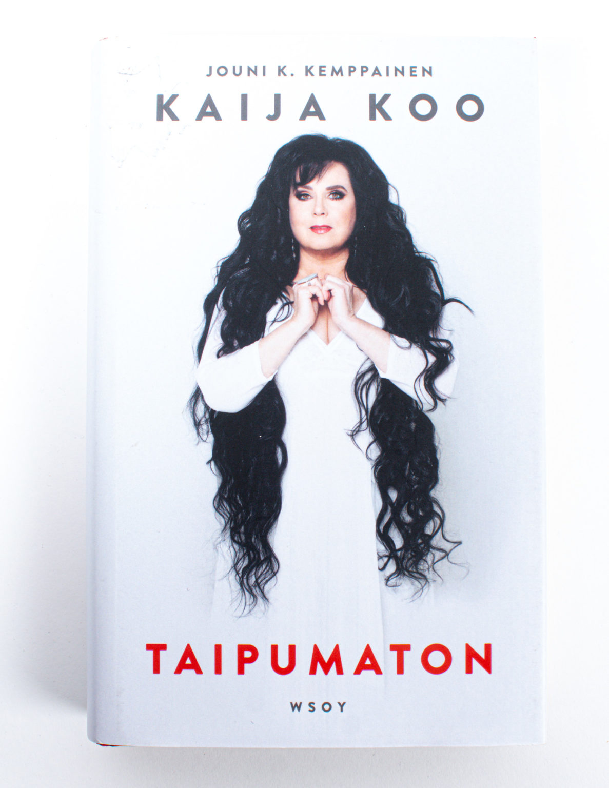Kaija Koo : taipumaton - Jouni K. Kemppainen