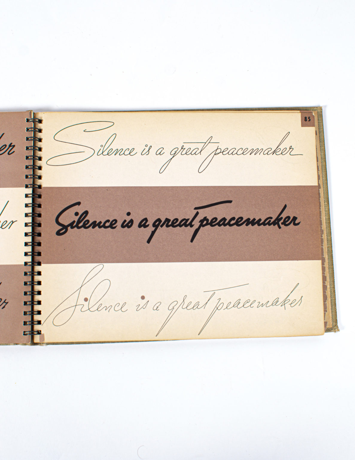 New letters and lettering, by Paul Carlyle and Guy Oring - Image 4