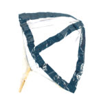 Pieni suomen lippu ja hattu