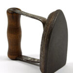 Vintage metallinen silitysrauta