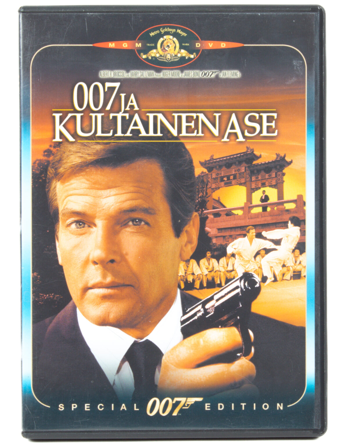 007 ja kultainen ase DVD