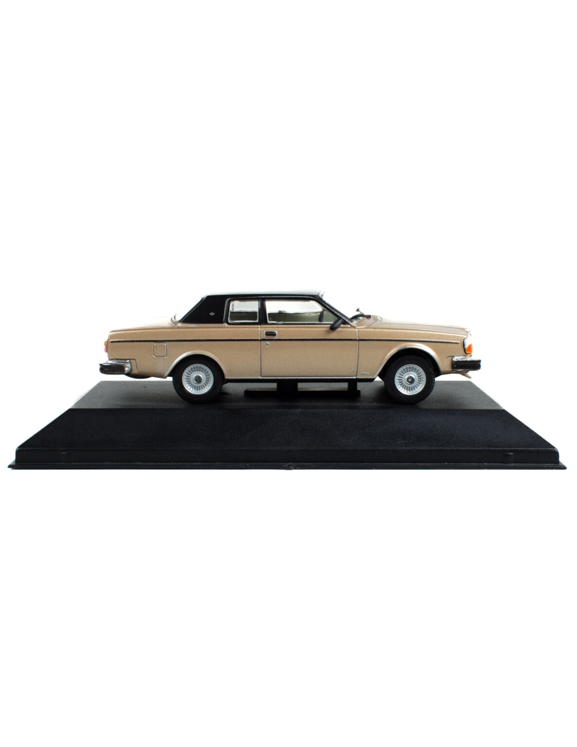 Volvo 262C Bertone pienoismalli 1:43 - Image 5