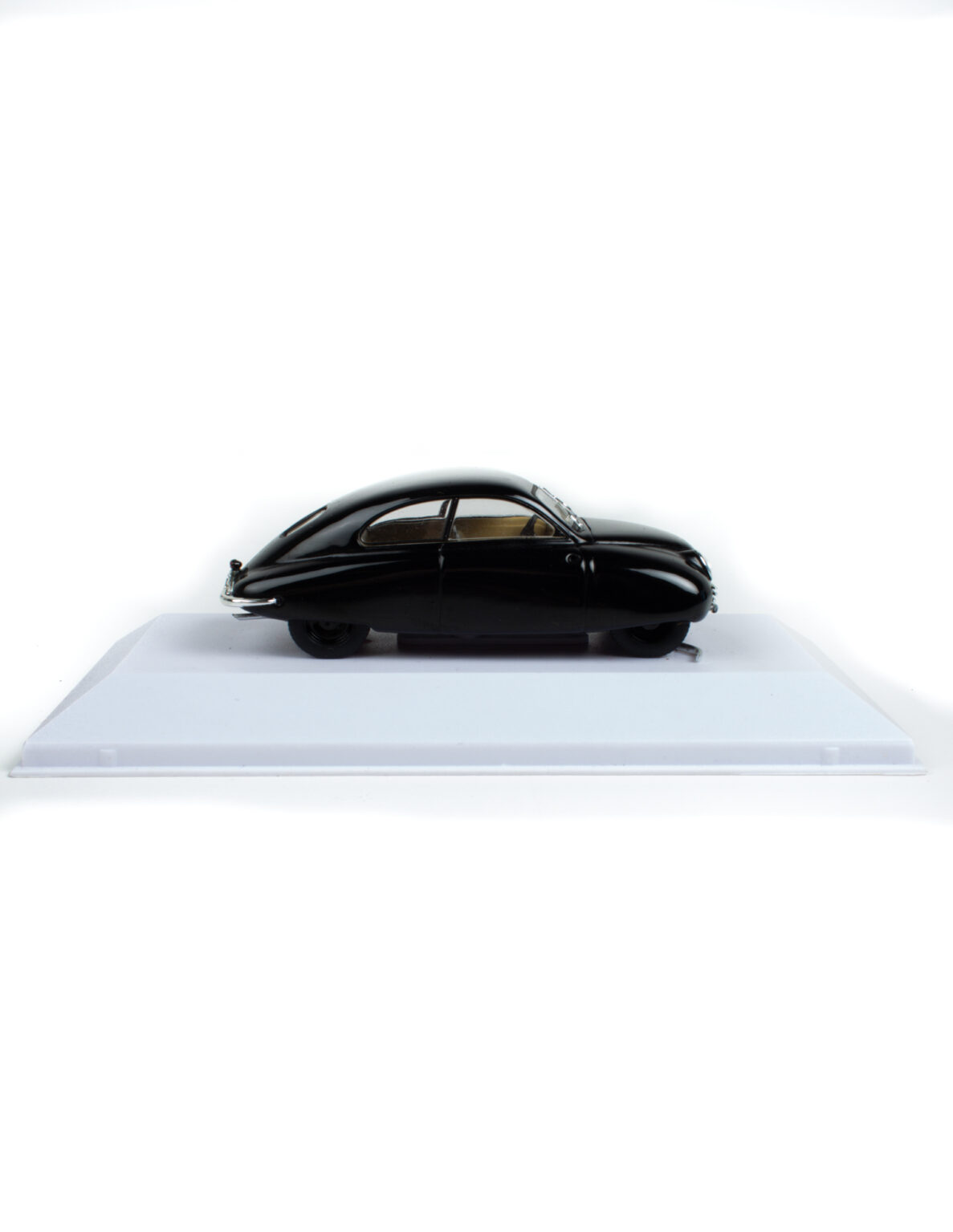 Saab 9200I (Ursaab) 1947 pienoismalli 1:43 - Image 5