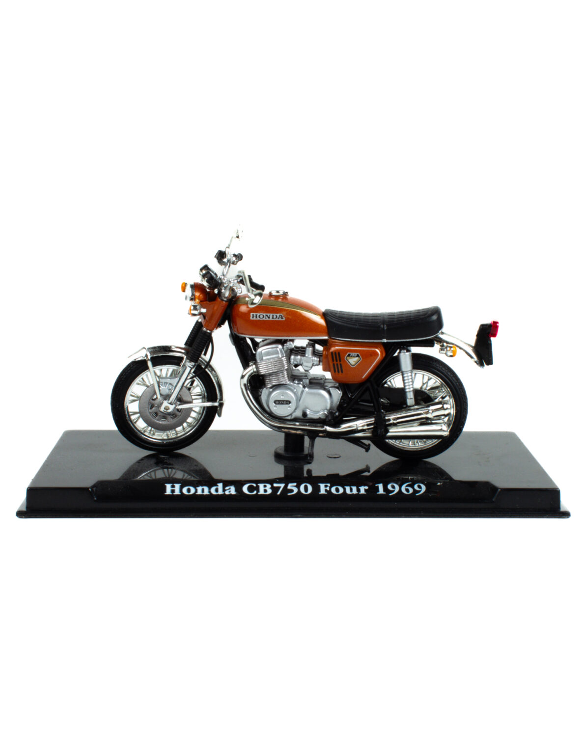Honda CB750 Four 1969 pienoismalli 1:24 - Image 8