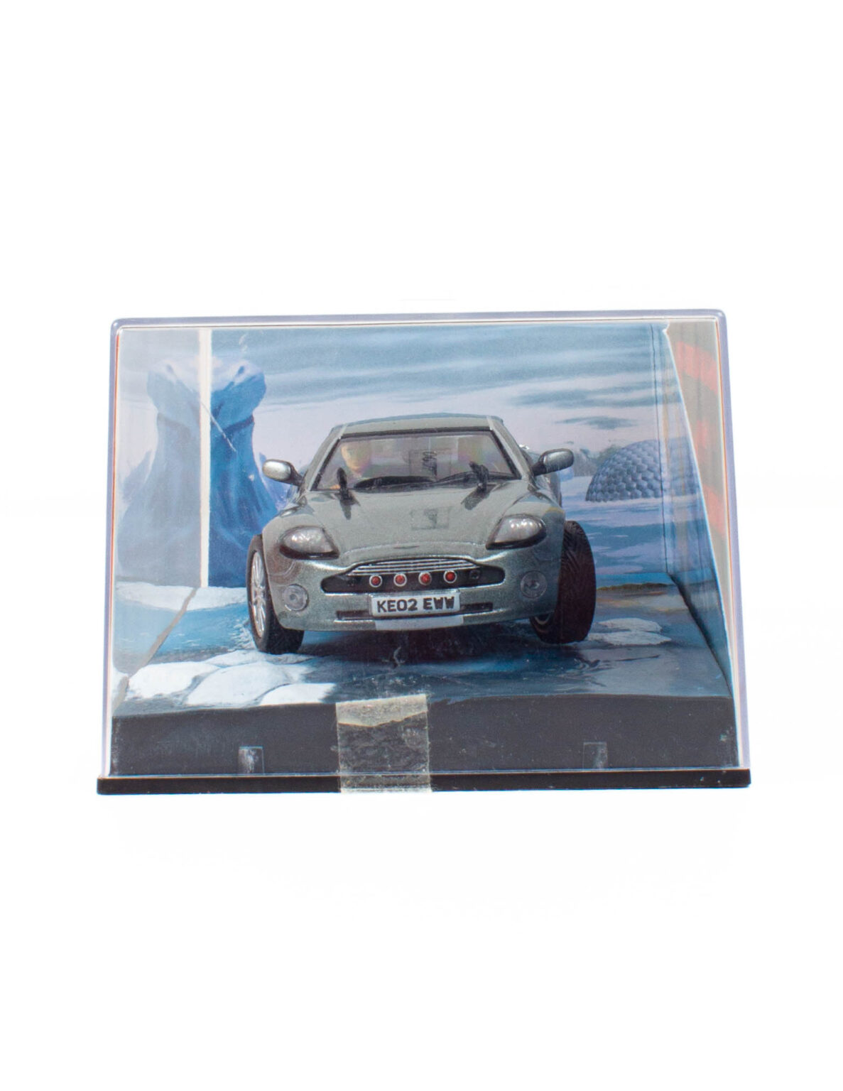 James Bondin autokokoelma Nro. 2.  "Kuolema saa odottaa" Aston martin V12 Vanquish 1:43 keräilyauto + lehti - Image 3
