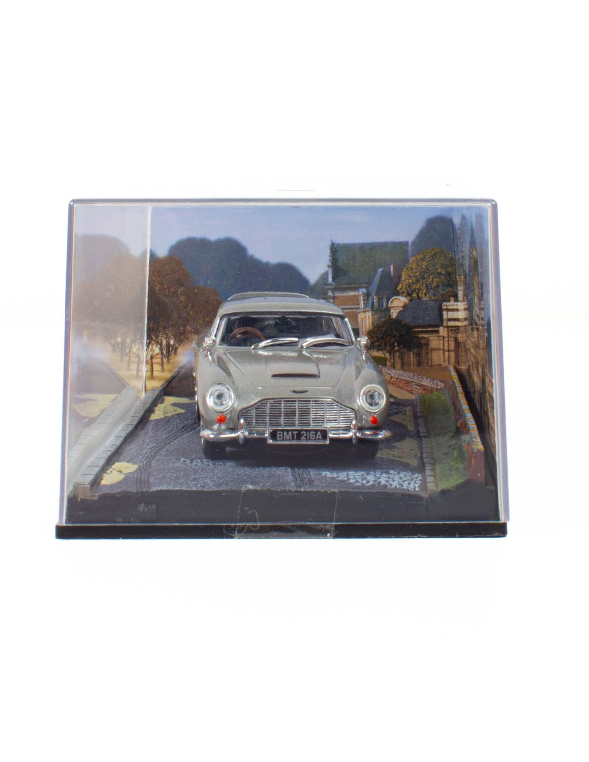 James Bondin autokokoelma nro 11 "Pallosalama". Aston Martin DB5 Pienoismalli mittakaava 1/43 ja lehti - Image 3