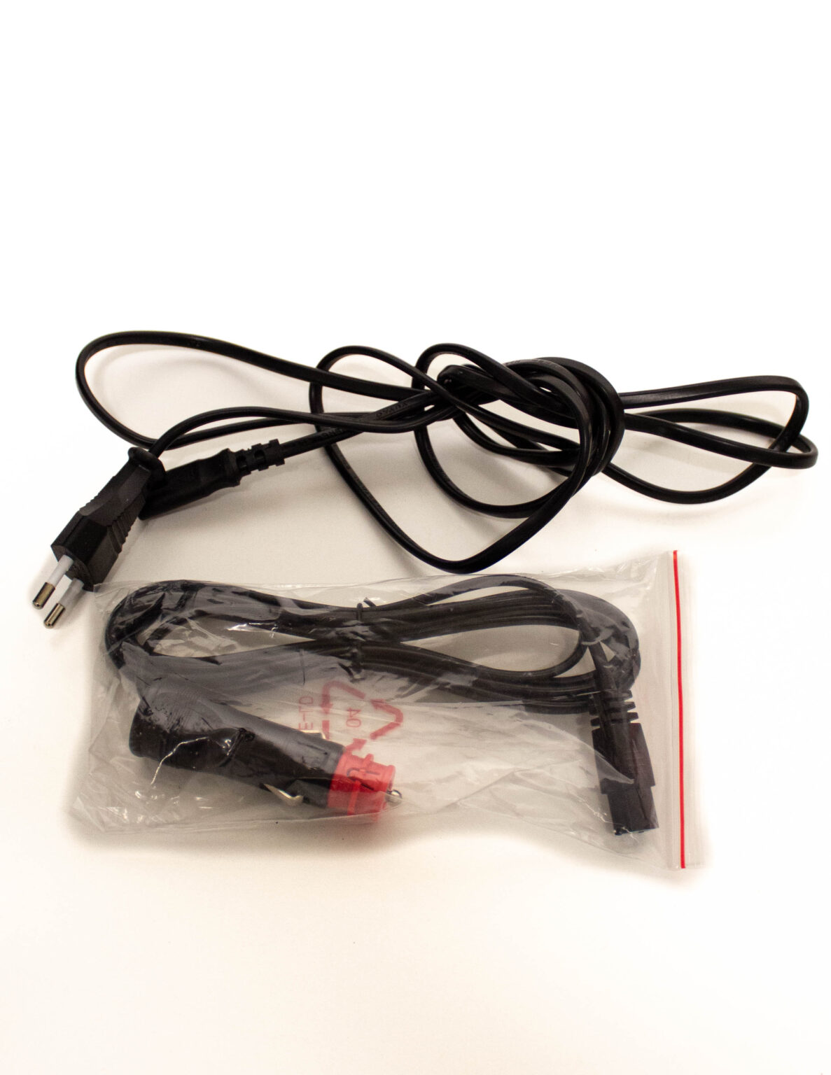 Kuin uusi minijääkaappi 8L - Pistoke sekä 12V, viilentää ja lämmittää - Image 10