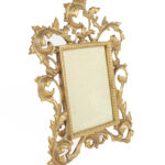 Pronssinen rokokoo valokuvakehys